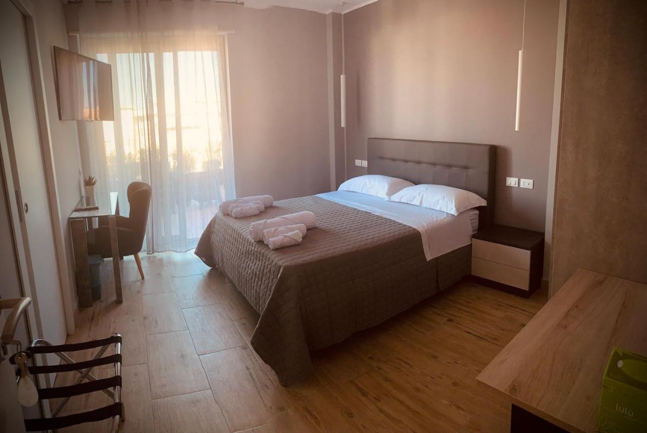 Aqua B&B - Rooms And Apartments Milazzo Luaran gambar